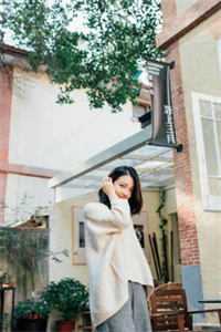 我有99个大佬师父，下山即无敌