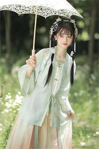 年代娇娇路子野，糙汉上心了(萧念念张玉丰)_《年代娇娇路子野，糙汉上心了》完结版阅读