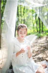 (看懂上古神文后，我被女神宫留用了)钟文小蝶_(看懂上古神文后，我被女神宫留用了)全文阅读