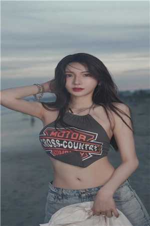 凤倾天下：心机嫡女遇上了个黏人精