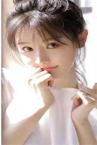 穿进游戏：开局攻略白月光女神(顾易李云思)_《穿进游戏：开局攻略白月光女神》完结版阅读