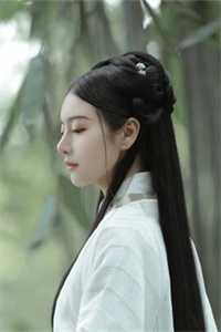 满宫炮灰读我心声，娘娘们嘎嘎乱杀(顾软软云薇薇)精彩小说_《满宫炮灰读我心声，娘娘们嘎嘎乱杀》全章节免费阅读