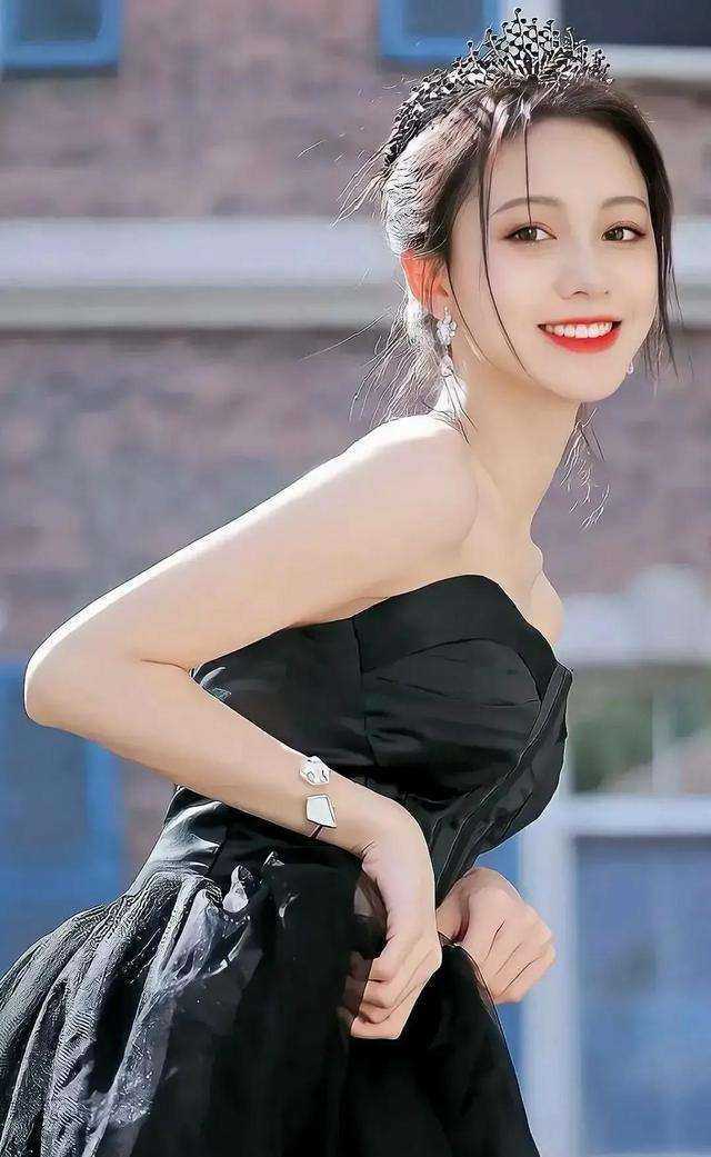 (高甜军婚！我和兵王老公生崽超幸福)林鸣方盈_林鸣方盈完结版阅读