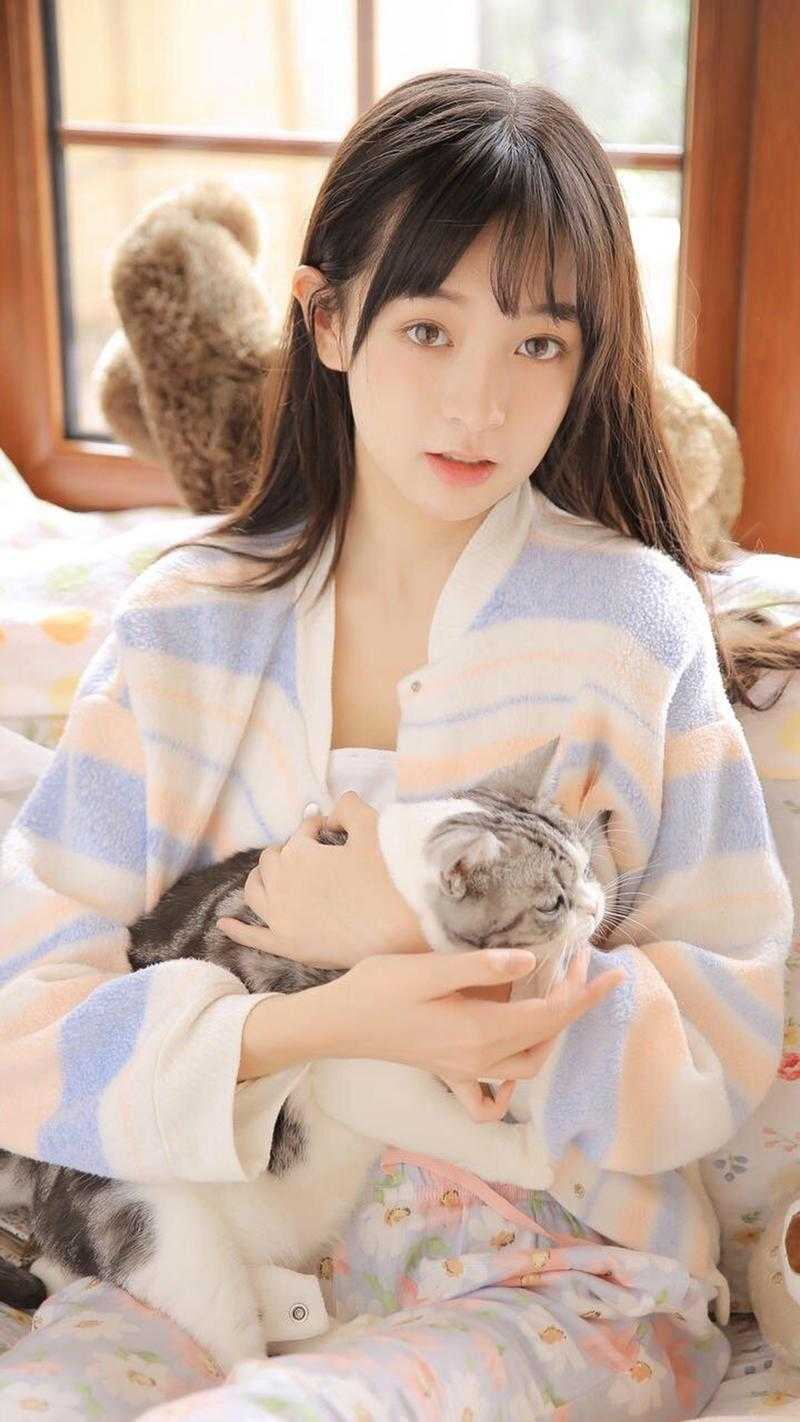 大姐她太强！家徒四壁也能逆袭顾春顾夏最新好看小说推荐_免费小说大全大姐她太强！家徒四壁也能逆袭顾春顾夏
