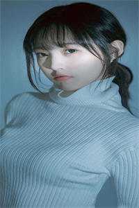 见色起意，女配和禁欲大佬闪婚了