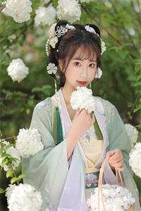 我和神兵少女契约战斗
