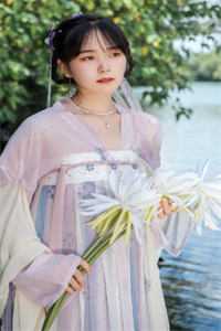 完结版免费小说玄学小祖宗叼着奶瓶算命，萌翻全苏绵绵苏辰飞_玄学小祖宗叼着奶瓶算命，萌翻全苏绵绵苏辰飞完整版免费阅读