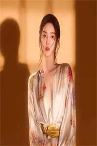 完本免费小说疯批女配穿越后，捂紧的小马甲被男主们曝光了苏杳杳贺屿_疯批女配穿越后，捂紧的小马甲被男主们曝光了(苏杳杳贺屿)免费小说大全
