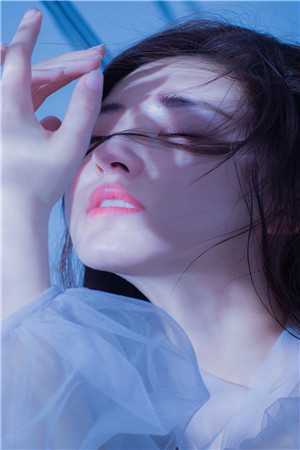 看见弹幕后，被翼龙大佬锁腰宠